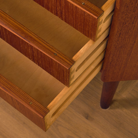 Danish corner cabinet in teak by Omann Jun Møbelfabrik