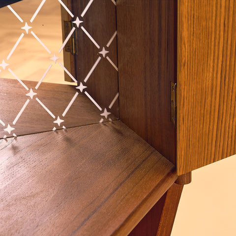 Danish corner cabinet in teak by Omann Jun Møbelfabrik
