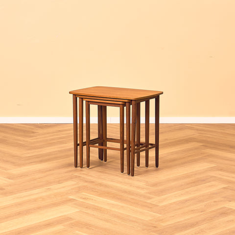 Danish set of nest of tables in teak and walnut