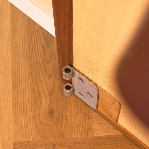 Mellansekelsk huvudgavel i teak