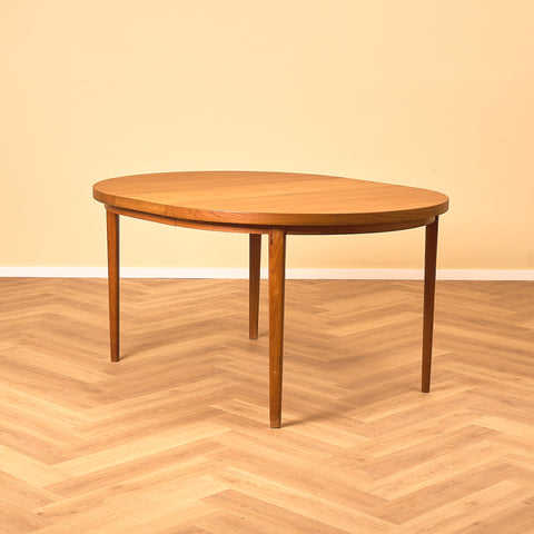 Danish round dining table in teak