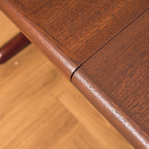 Danish dining table in mahogany by Skovby