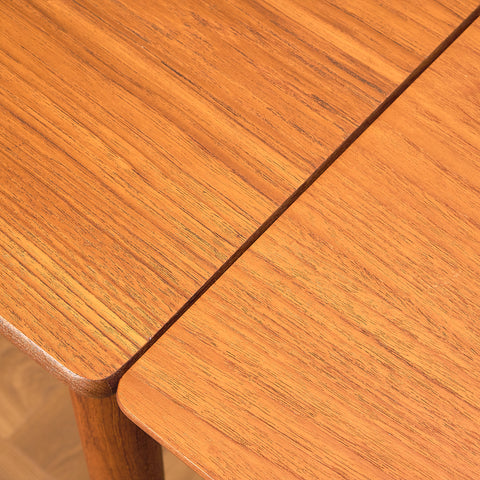 Danish dining table in teak