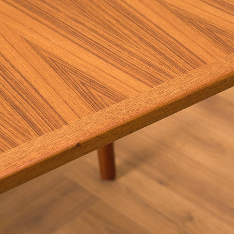 Danish dining table in teak