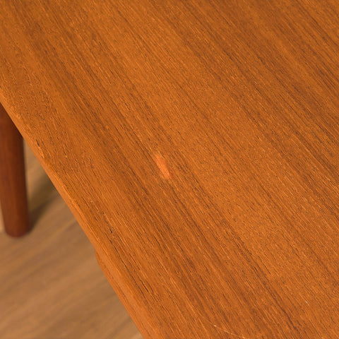 Danish dining table in teak