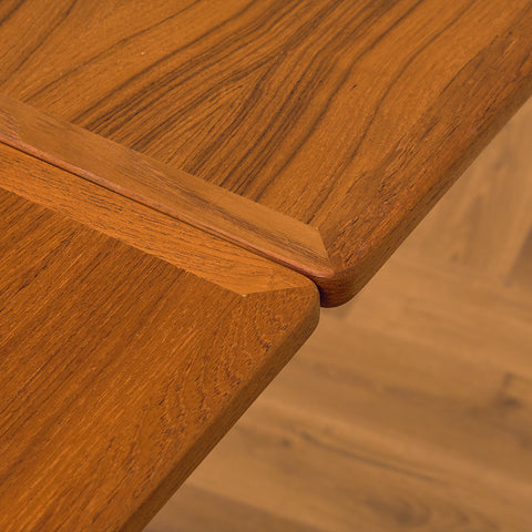 Danish dining table in teak