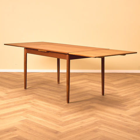 Danish dining table in teak by A/S H. Sigh & Søn, Spøttrup
