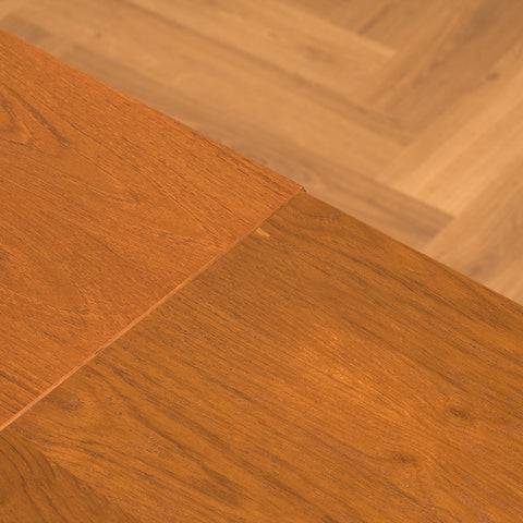 Danish dining table in teak by Farstrup