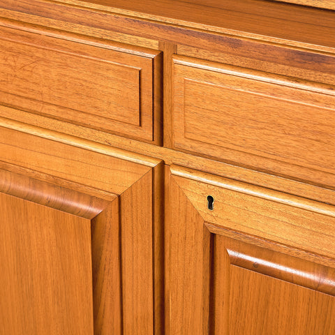 Swedish bookshelf in teak, model 'Sörgården' by Bertil Fridhagen for AB Carlsson & Co
