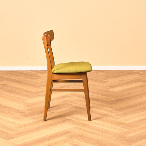 Danish dining chairs in teak & beech by Findahl Møbelfabrik, model 'Møsbol'