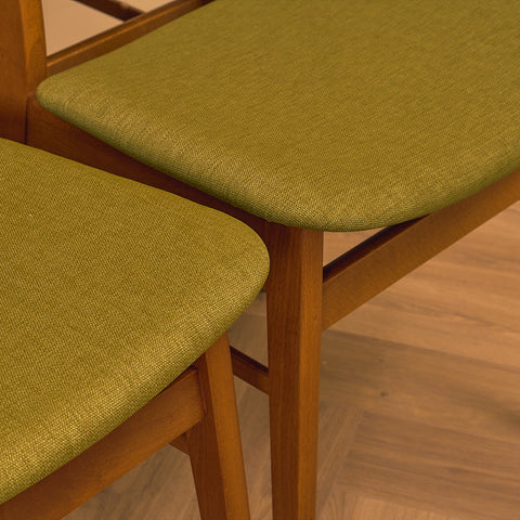 Danish dining chairs in teak & beech by Findahl Møbelfabrik, model 'Møsbol'