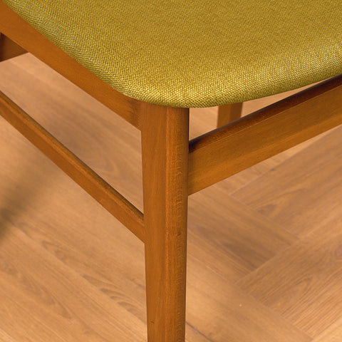 Danish dining chairs in teak & beech by Findahl Møbelfabrik, model 'Møsbol'
