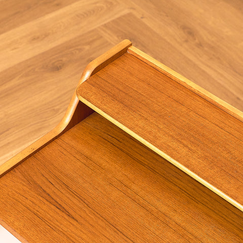 Svenskt sängbord i teak