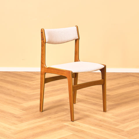Danish set of 6 dining chairs in teak by Erik Buch for Nova Stolefabrik