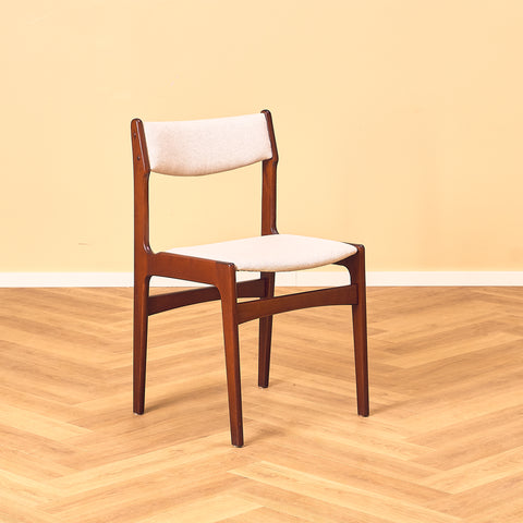 Danish set of 4 dining chairs in mahogany by Erik Buch for Nova Stolefabrik
