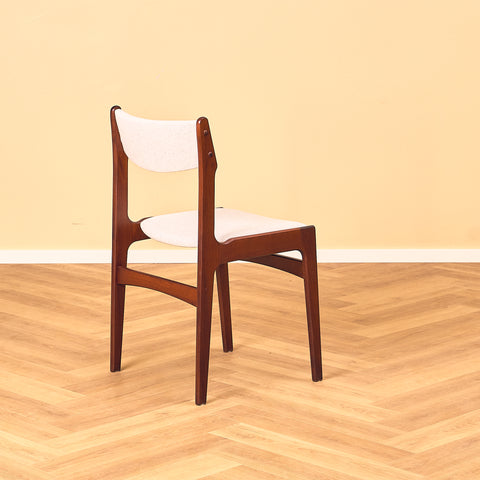 Danish set of 4 dining chairs in mahogany by Erik Buch for Nova Stolefabrik