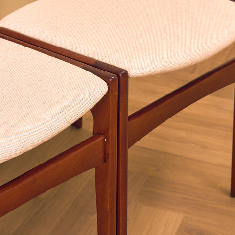 Danish set of 4 dining chairs in mahogany by Erik Buch for Nova Stolefabrik