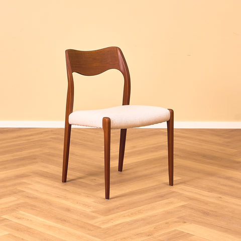 Danish set of 4 dining chairs 'model 71' by Niels O. Møller for J.L. Moller