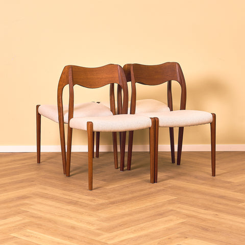 Danish set of 4 dining chairs 'model 71' by Niels O. Møller for J.L. Moller