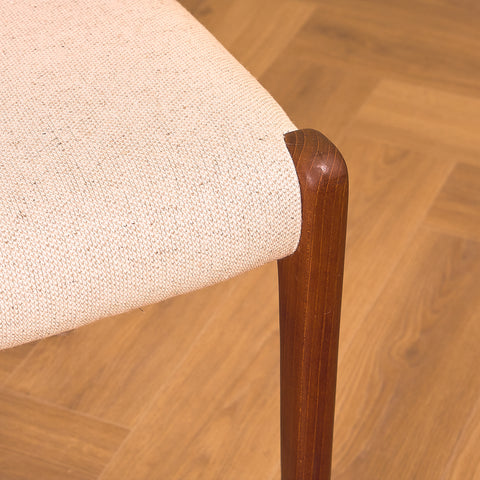 Danish set of 4 dining chairs 'model 71' by Niels O. Møller for J.L. Moller