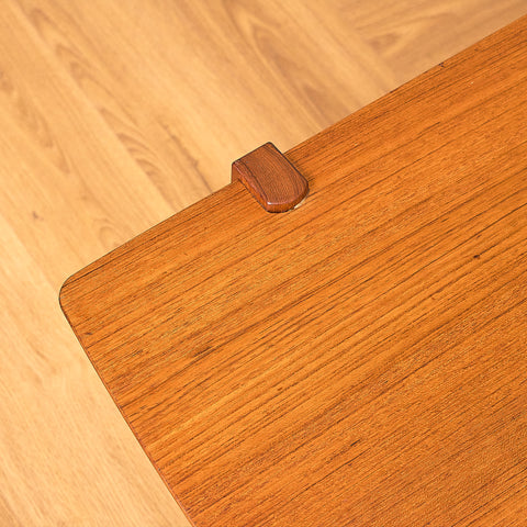 Danskt soffbord i teak