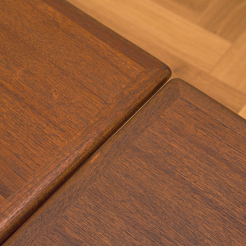 Danskt matbord i teak