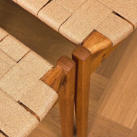 Svenska matstolar i ek, modellen ”Kaj”, av Vidar Malmsten