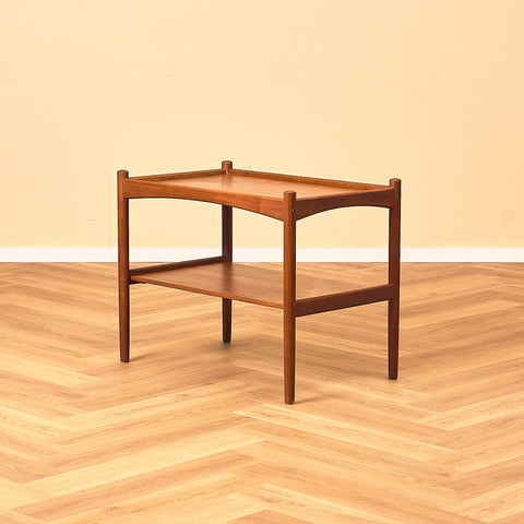 Danskt sidobord i teak