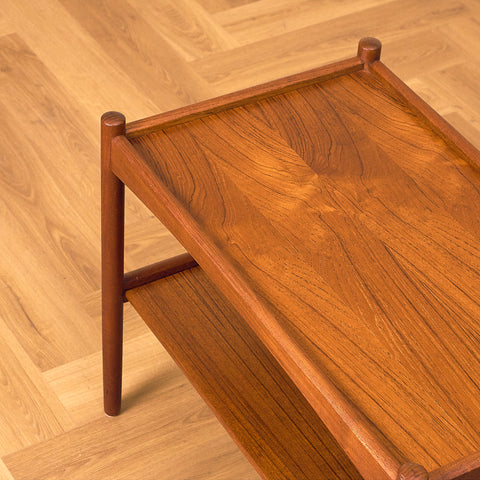 Danskt sidobord i teak