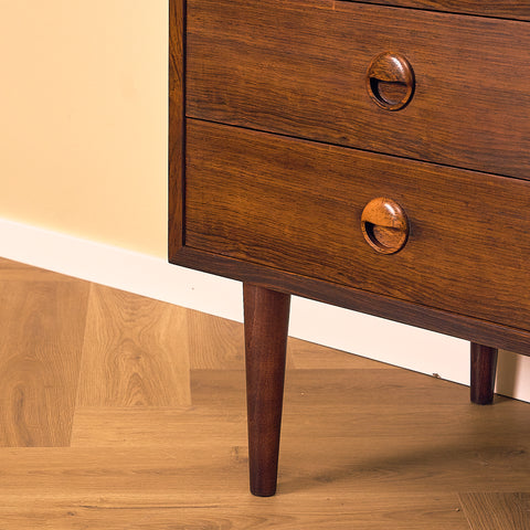 Santos Rosewood Chest of Drawers with Eight Drawers