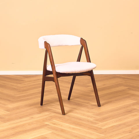 TEST Dining chair 'model 205' by Thomas Harlev for Farstrup