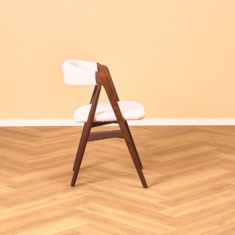 TEST Dining chair 'model 205' by Thomas Harlev for Farstrup
