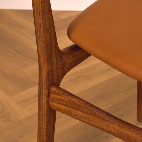 Danish set of 6 dining chairs in teak by Schiønning & Elgaard