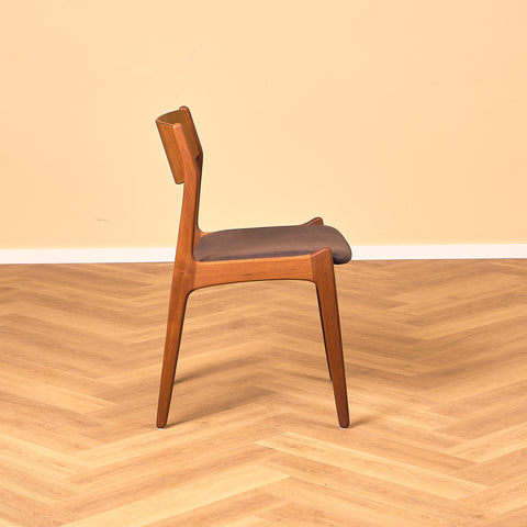 Danish set of 4 dining chairs, model '49' by Erik Buch for Sorø Stolefabrik