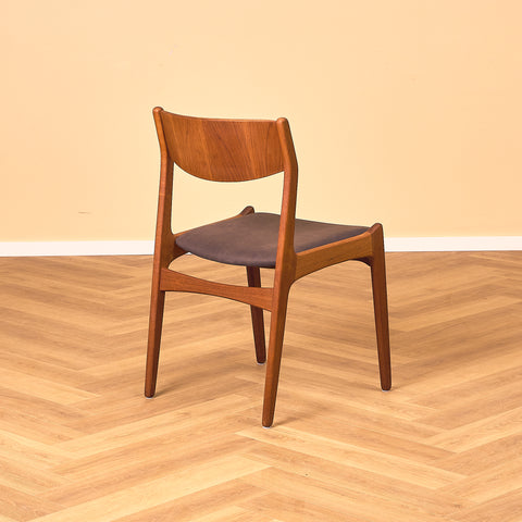 Danish set of 4 dining chairs, model '49' by Erik Buch for Sorø Stolefabrik
