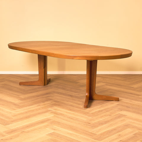 Danish round dining table in teak