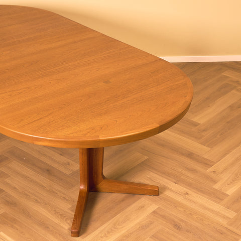 Danish round dining table in teak