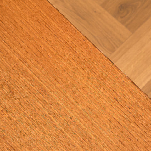 Svenskt sidobord i teak