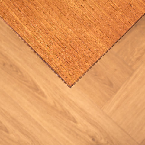 Svenskt sidobord i teak
