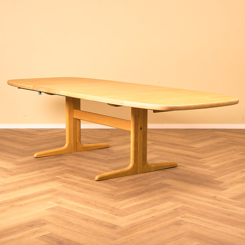 Danish dining table in beech by Skovby Møblefabrik