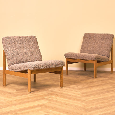 Danish armchairs/lounge chairs in solid oak by Ole Knudsen for France & Son