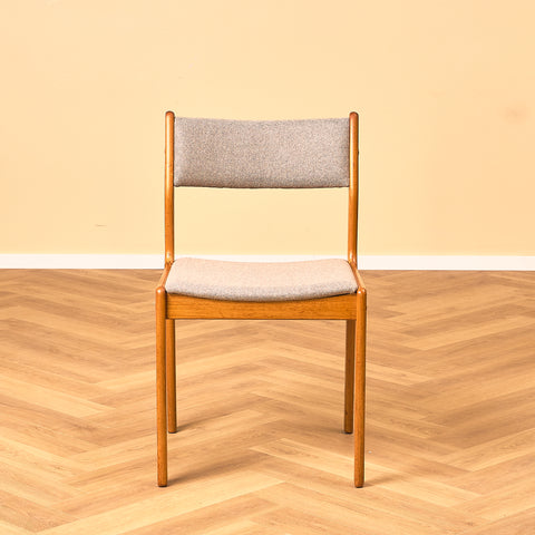 Danish dining chairs in teak by Findahl