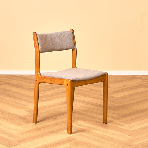 Danish dining chairs in teak by Findahl