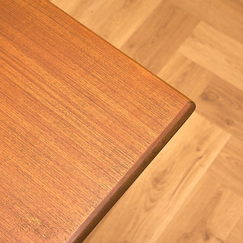Danish dining table in teak