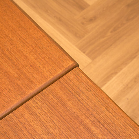 Danish dining table in teak