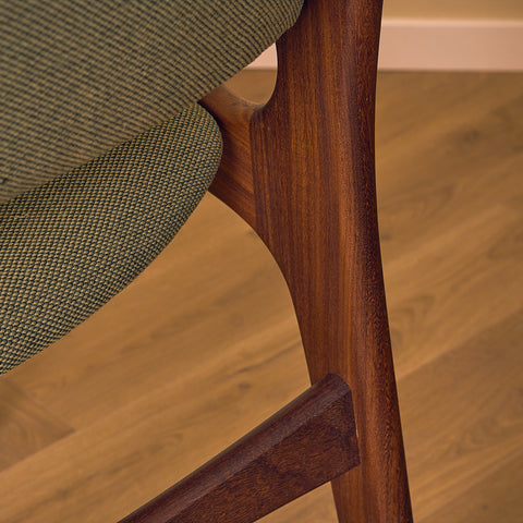 Danish dining chairs in walnut by Erik Buch for Anderstrup Møbelfabrik, model 89