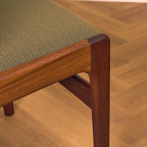 Danish dining chairs in walnut by Erik Buch for Anderstrup Møbelfabrik, model 89
