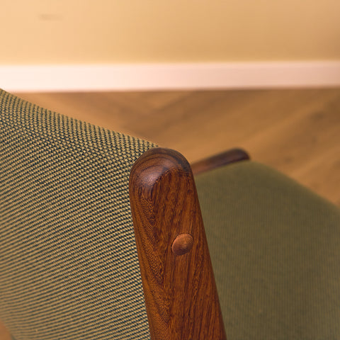 Danish dining chairs in walnut by Erik Buch for Anderstrup Møbelfabrik, model 89