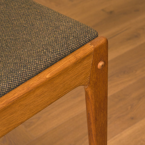Danish dining chairs in oak by Johannes Andersen for Uldum Mobelfabrk