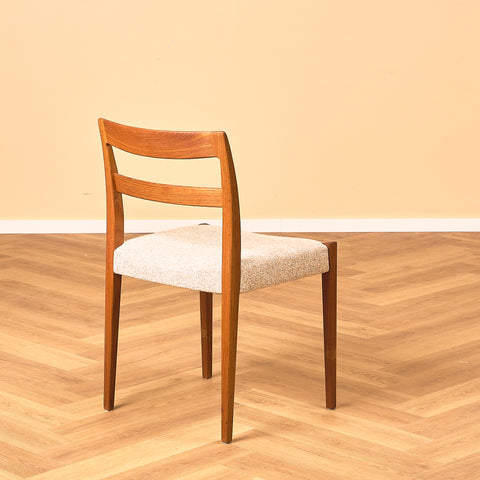 Swedish set of 4 dining chairs "Garmi" by Nilson Jonsson for Troeds